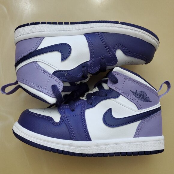 Nike Air Jordan 1 Mid Kids Sneakers Athletic Shoes DQ8425-515 Kids 8C Sky Purple - Picture 5 of 10
